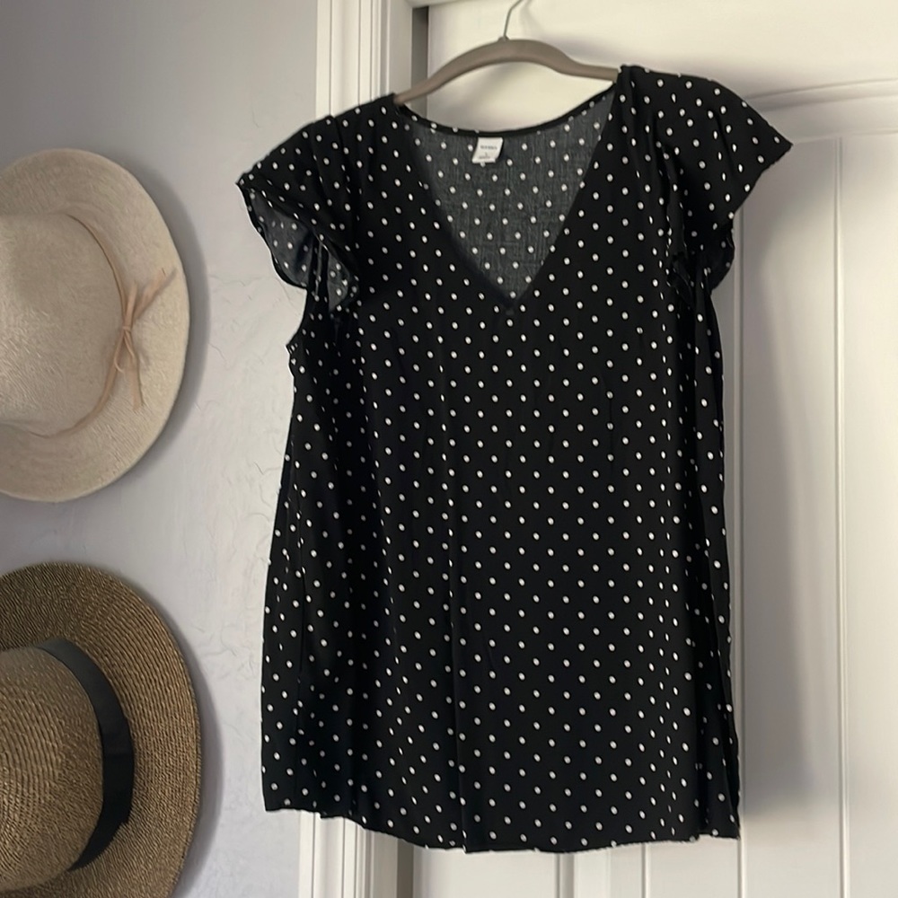 Polka Dot Top!